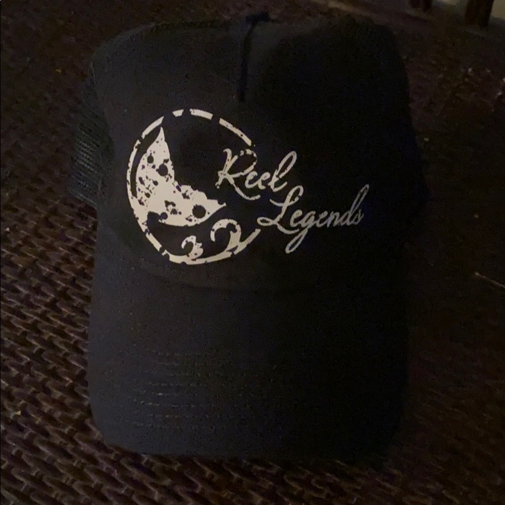 Ladies trucker hat